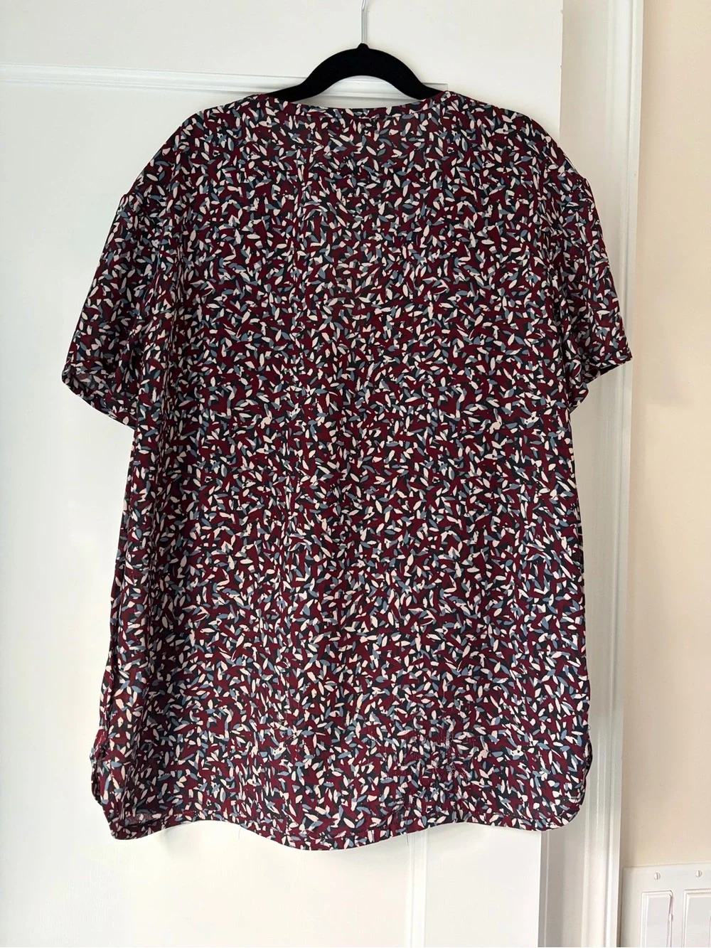 Tory Burch Burgundy Multi Short-Sleeve V-Neck Blouse